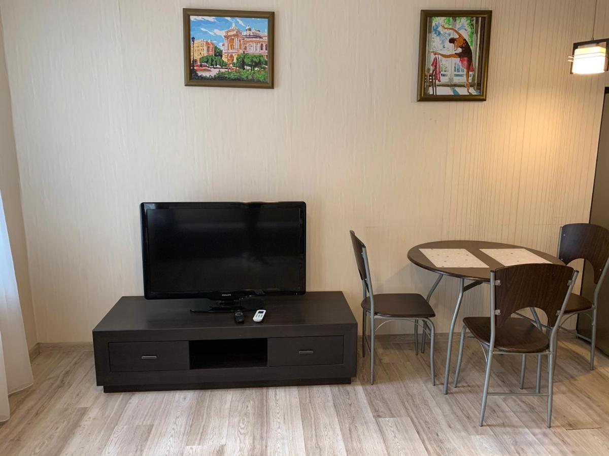 Excellent Apartment In The Center Of Odessa Εξωτερικό φωτογραφία